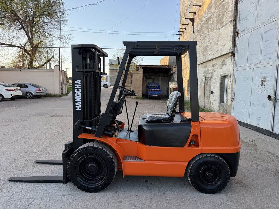 Вилочныц погрузчик кара автокара