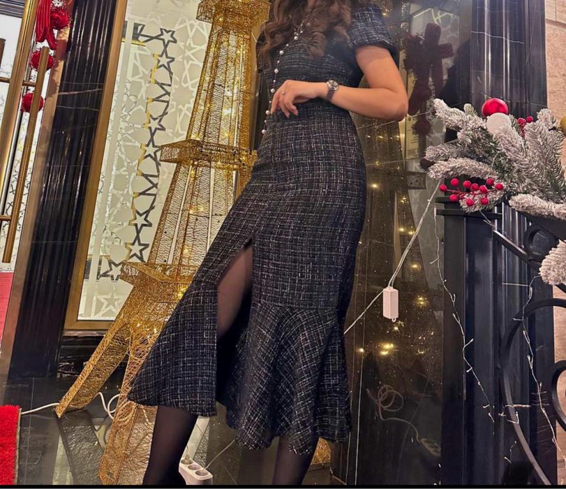 черное платье с блестками