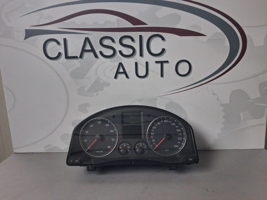 Километраж VW Golf 5 1.6i 2008г.