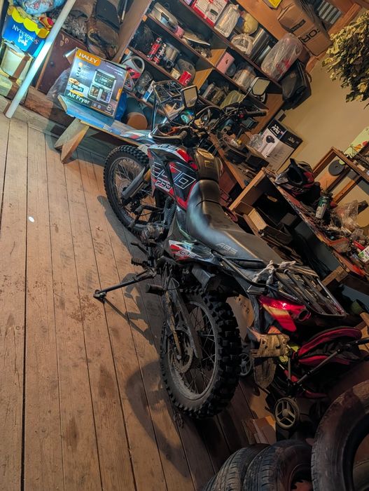 Мотоцикл тур эндуро