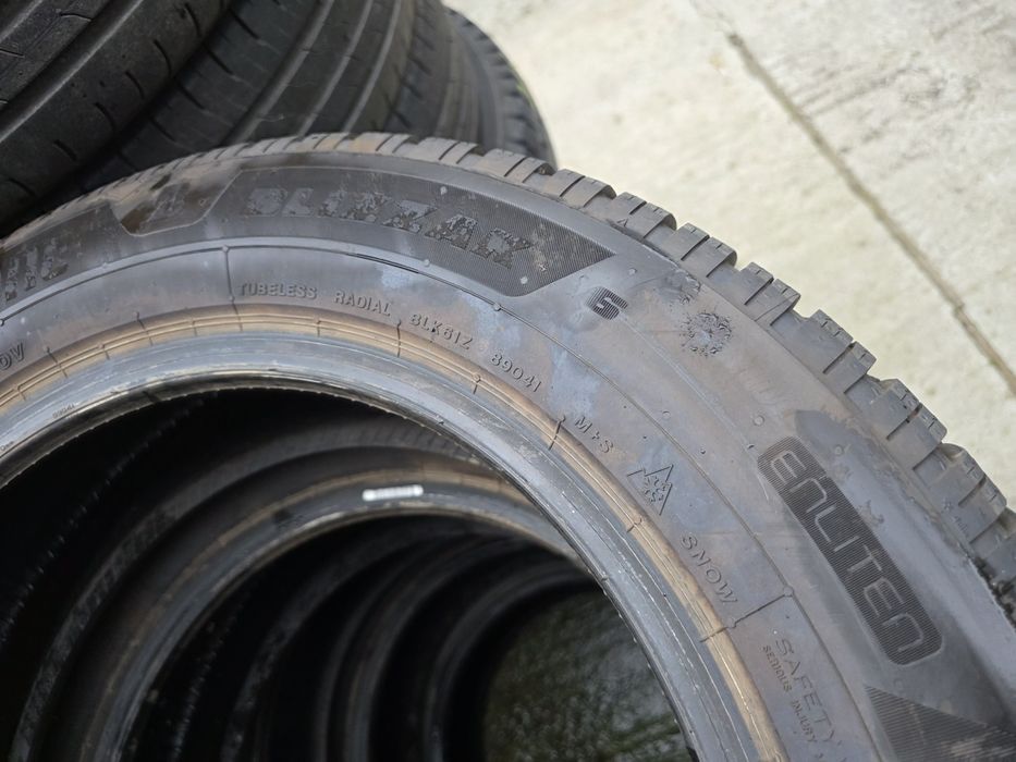 4бр Като нови зимни гуми 215 60 17 - Bridgestone- DOT 2024