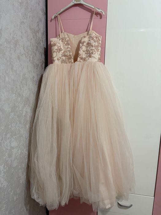 Платье в хорошем состоянии