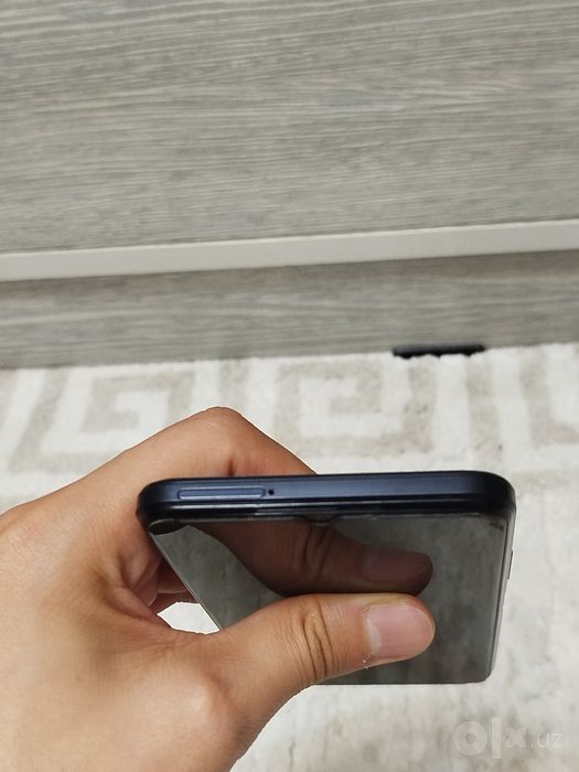 Vivo y 33s sotiladi