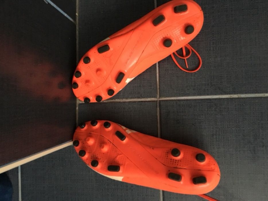 Ghete fotbal Puma Evospeed