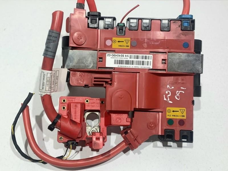 Borna baterie plus BMW Seria 7 F01, F02 9240490 3.0d