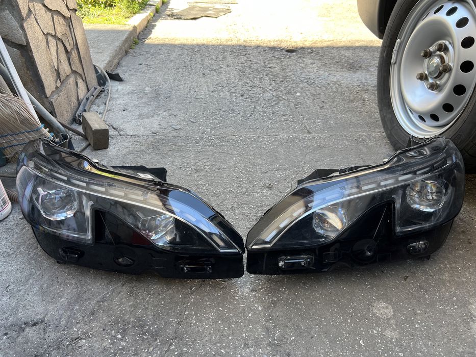 Фарове за Peugeot 3008/Пежо 3008/5008