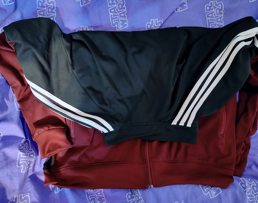 Bluză unieex Adidas.