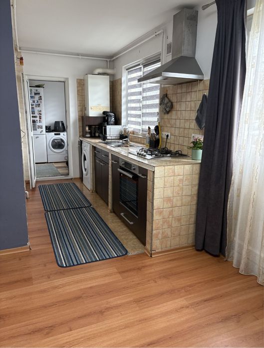 De inchiriat apartament cu 3 camere, posibilitate de cumpărare,parter