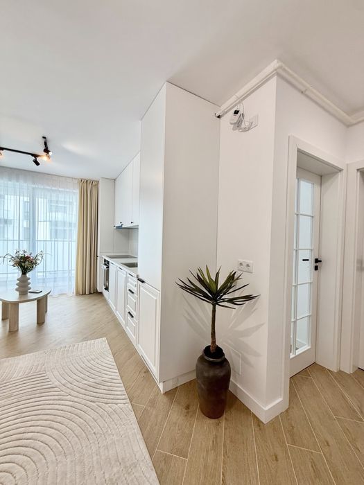 Inchiriez apartament 2 camere nou ultracentral lux bloc nou parcare subterana prima inchiriere