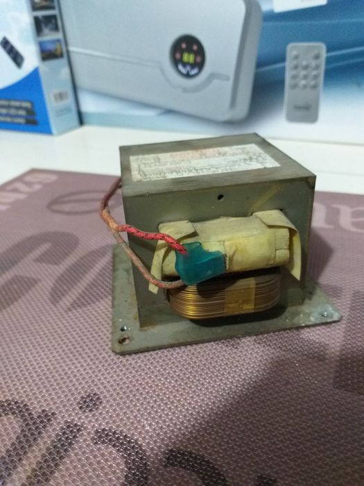 Transformator Microunde 900w