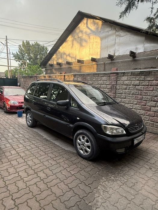 Машинка опель gm