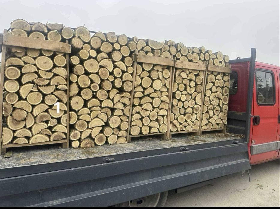 De vânzare lemne de foc