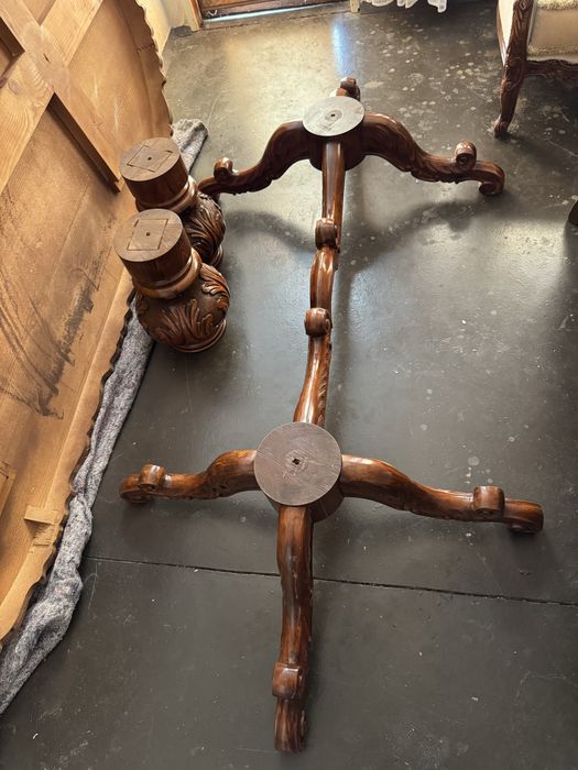 Масивна трапезна маса с 8+ места