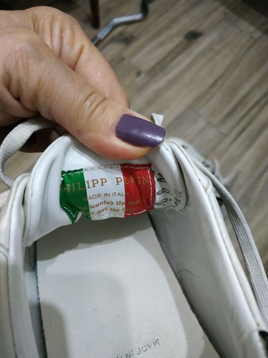 Продаются женские красовки