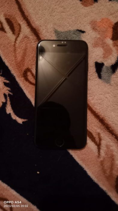 Iphone se продаю