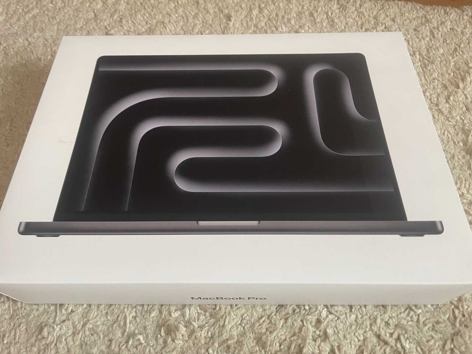 Cutie originală  MacBook Pro 16-inch