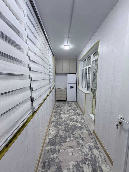 Продаётся 4-комнатная квартира Юнусабад-11, ориентир Мегапланет, 4/3/4