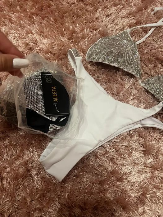 Costum de baie slip brazilian mărimea 42