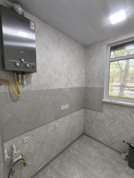 Продам 1/1/2 Спутник -4. Можно под офис, магазин,клинику