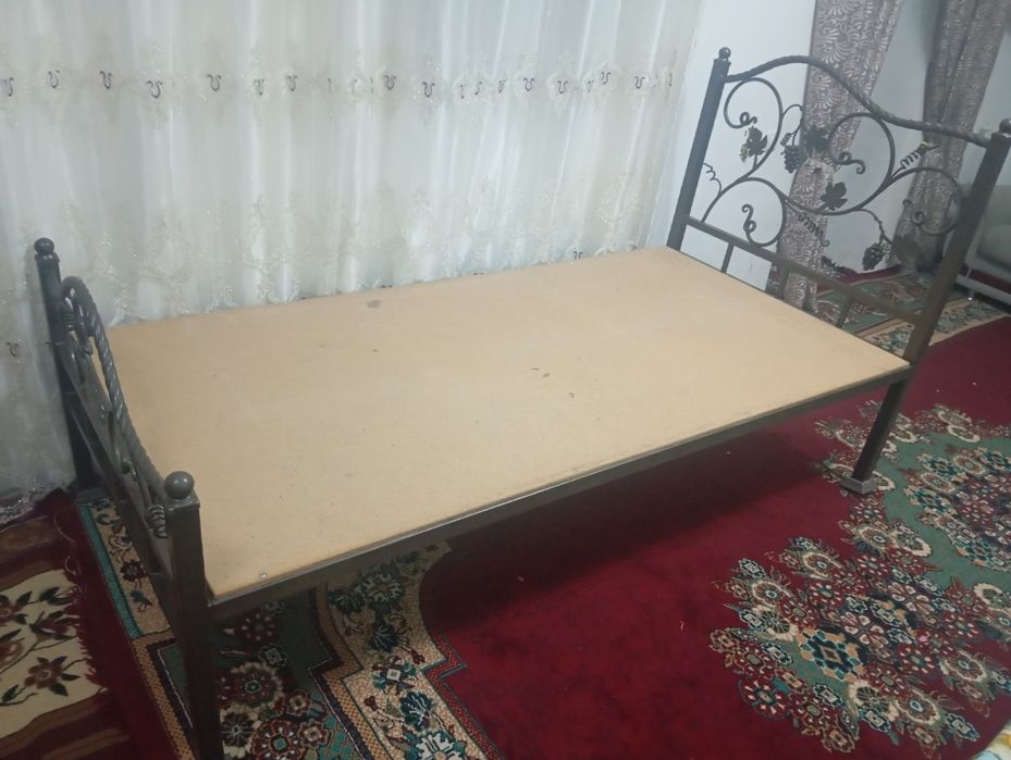 Крават  сотилади