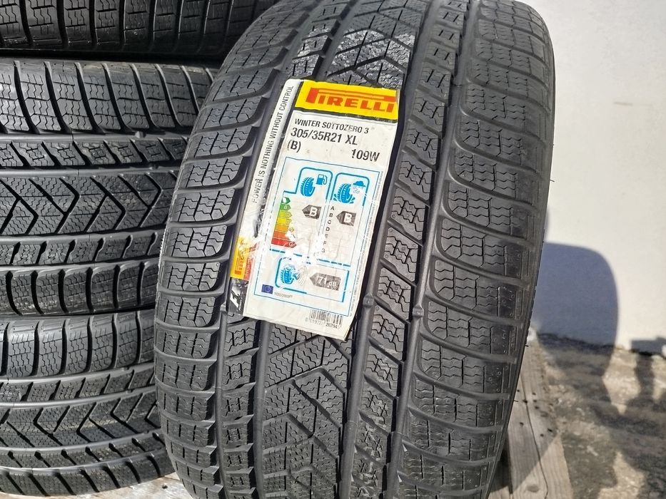 305/35/21 Пирели ДОТ 2020 г - Чисто Нови