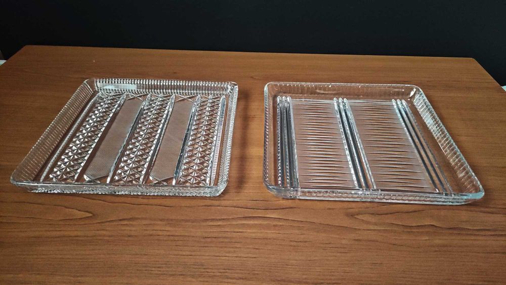 2 квадратни кристални плата ръчно гравирани