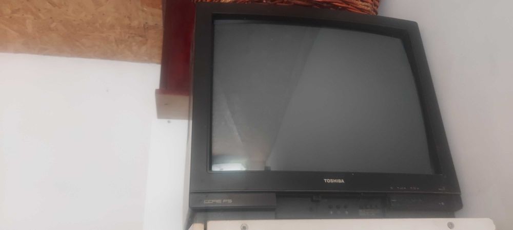 Продам телевизор