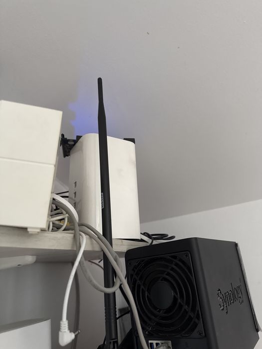 NAS - Apple Time Capsule 2 TB! Are si functie de router wifi!