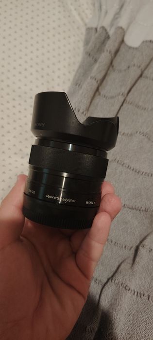 Обектив за сони SEL 35мм 1.8 OSS