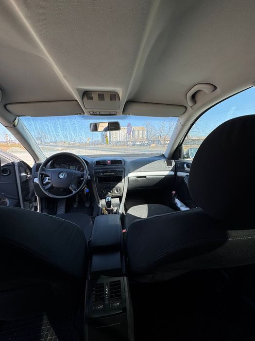 SKODA Octavia 2007 — imagine 3