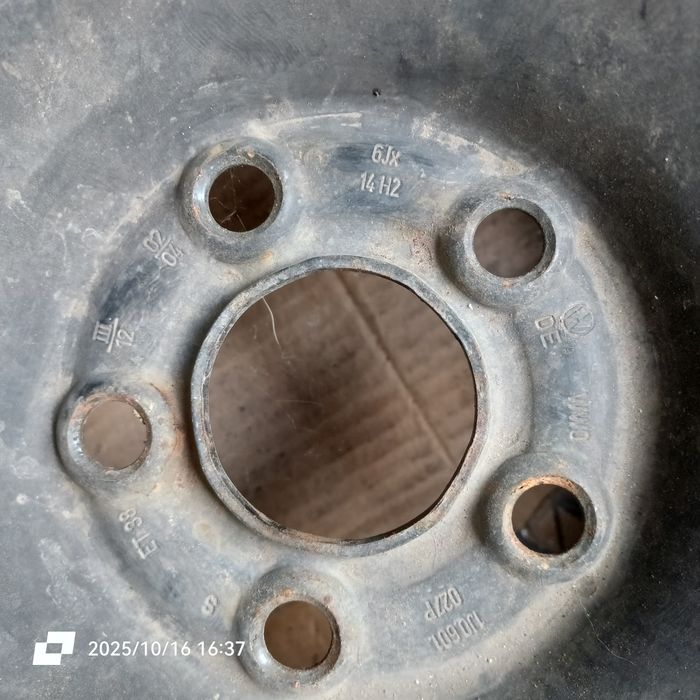 Диски автомобильные продам