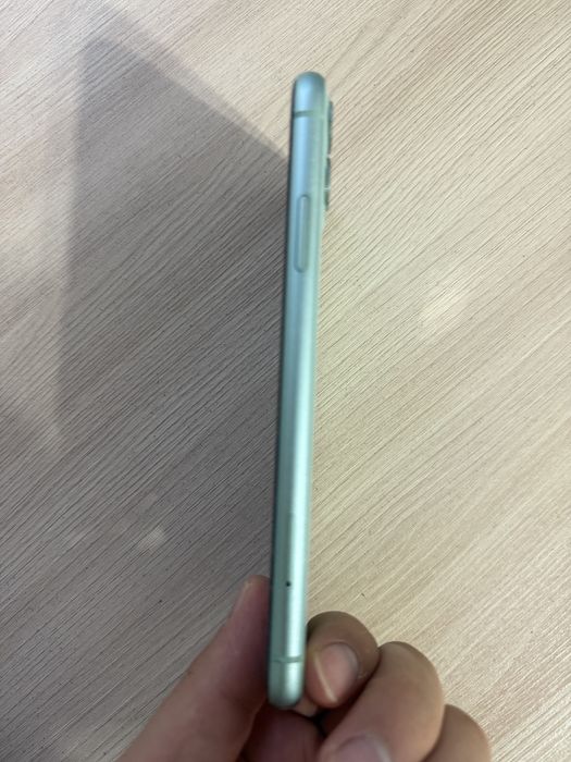 Iphone 11  в хорошем состоянии, ашылмаган