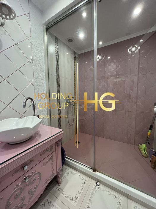 Продава се Къща в Варна, м-т Траката - 200 кв.м за 2300 €/кв.м - Снимка #12