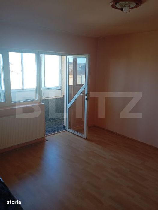 Apartament 3 camere, 68 mp, strada Diaconu Coresi