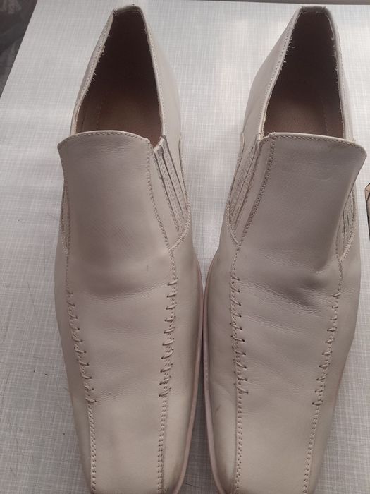 Pantofi de piele încălțați doar o data la cununie