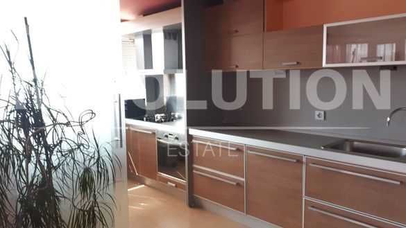 СЛЪНЧЕВ тристаен апартамент в жк. Левски!