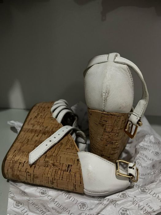 Продам женскую обувь р.39