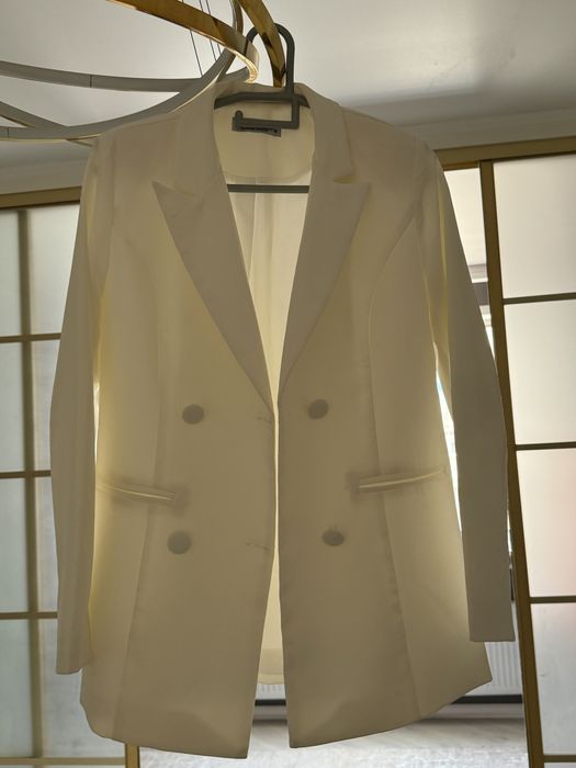 Пиджаки, рубашки