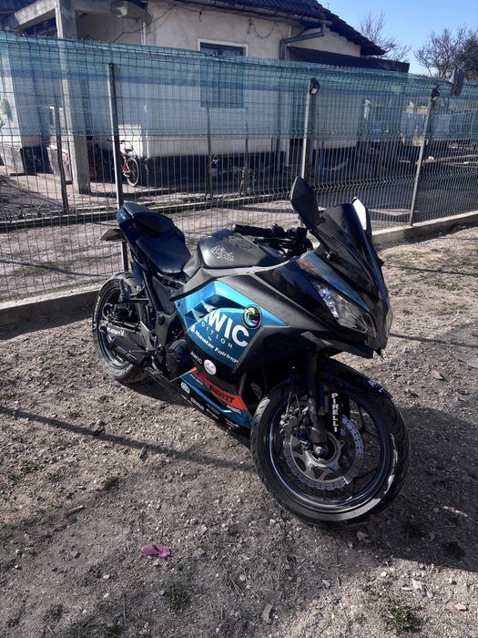 Kawasaki ninja 300 ABS 2017