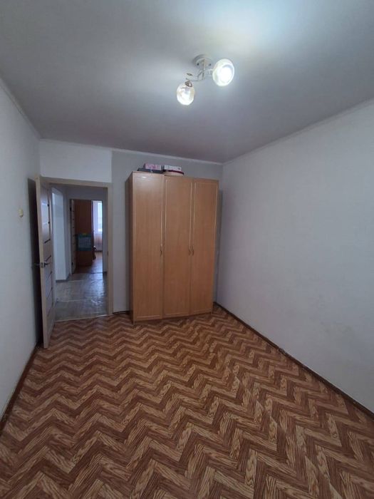 Продам трехкомнатную квартиру