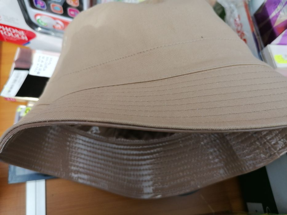 Șapcă elegantă, de damă cu 2 fețe