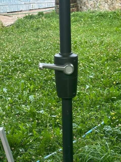 Umbrela soare mare, pentru terasa, gradina, foarte stabila