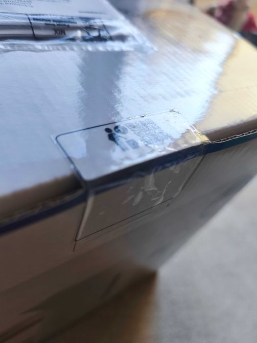 Електрическа кана за вода Bosch TWK3M121, в гаранция, чисто нова