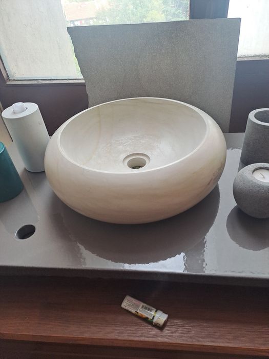 Мивка от пясачен камък