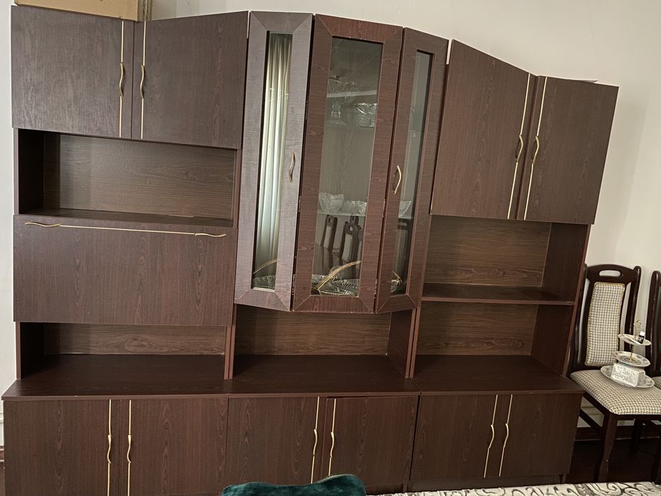 Стенный гарнитур продается!