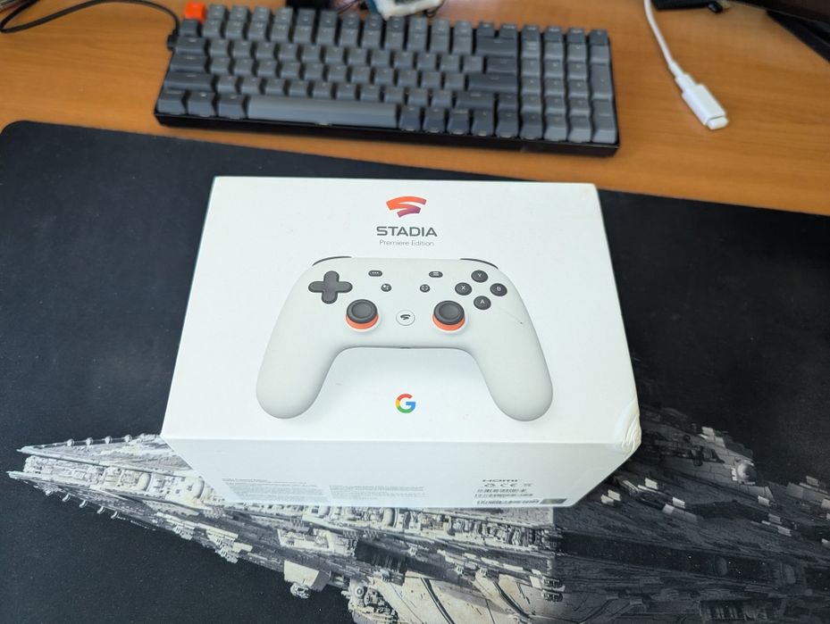 Stadia контролер
