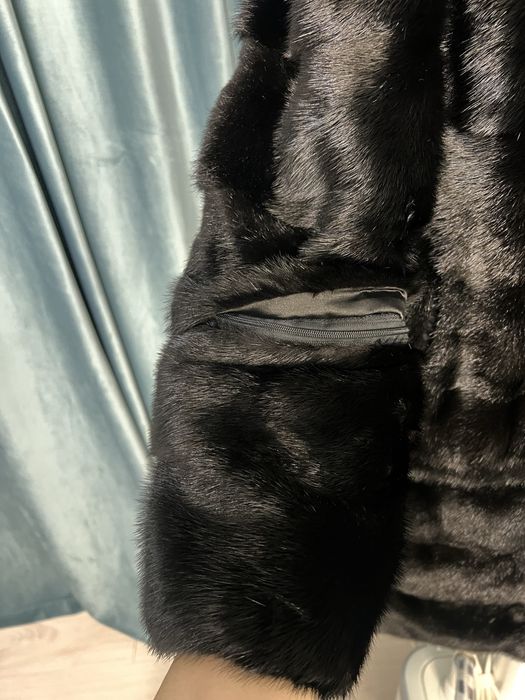 Продам норковую шубу