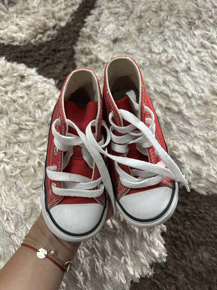 Converse marimea 23 Focsani OLX.ro
