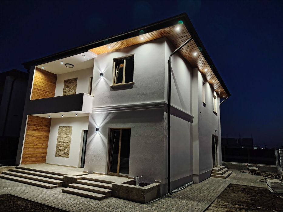 Vila Dobroiesti 5camere, 3 bai, cartier rezidențial, strada ASFALTATA