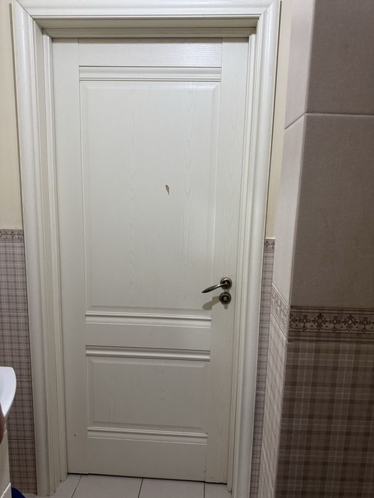 Двери для дома деревянный